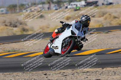 media/Nov-26-2022-TrackXperience (Sat) [[9e3694b821]]/Level 2/Session 3 (Turn 4)/